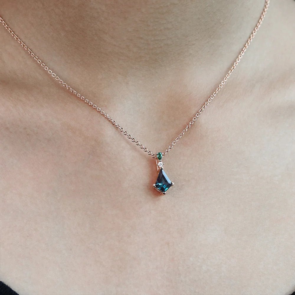 Vintage Kite Cut Lab Alexandrite Pendant Necklace - Oore Jewelry