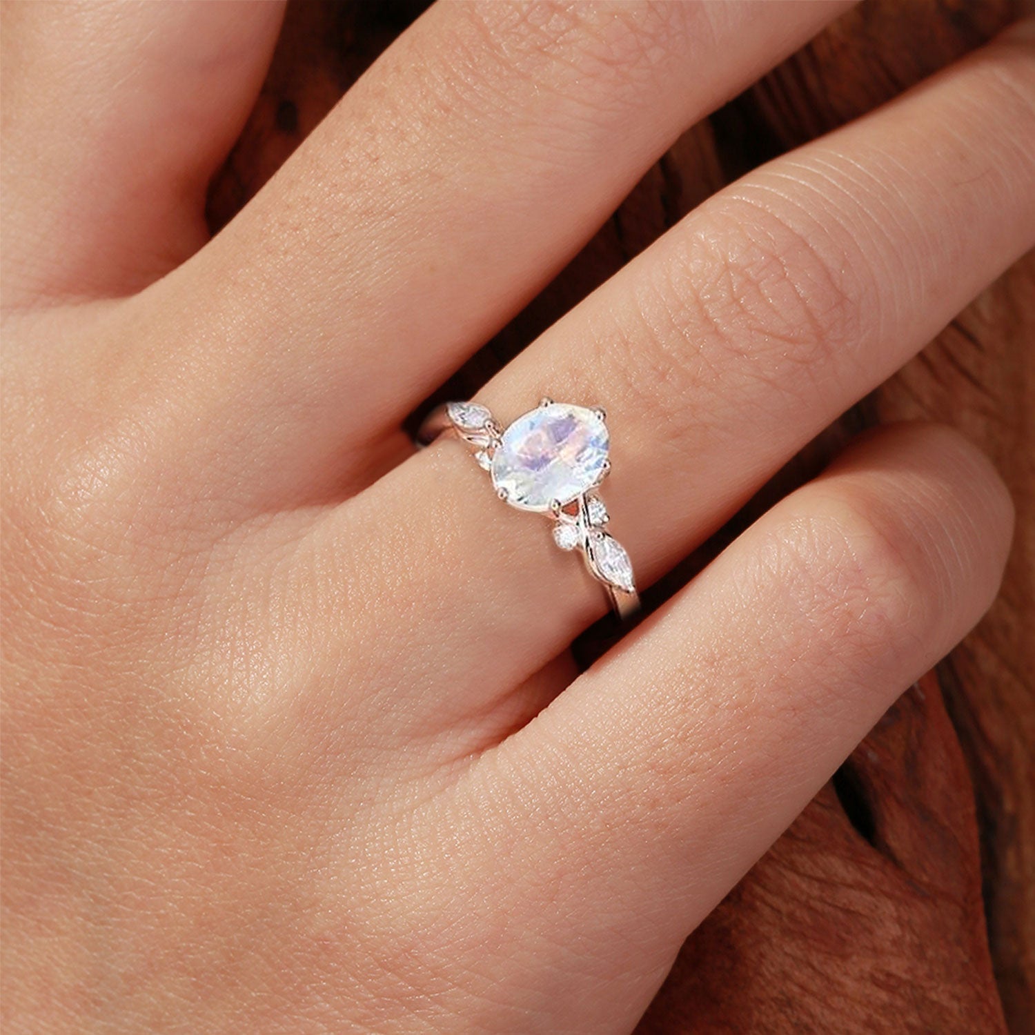 Vintage Oval Lab Moonstone Ring Vintage 18K Rose Gold Engagement Rings Anniversary Gift