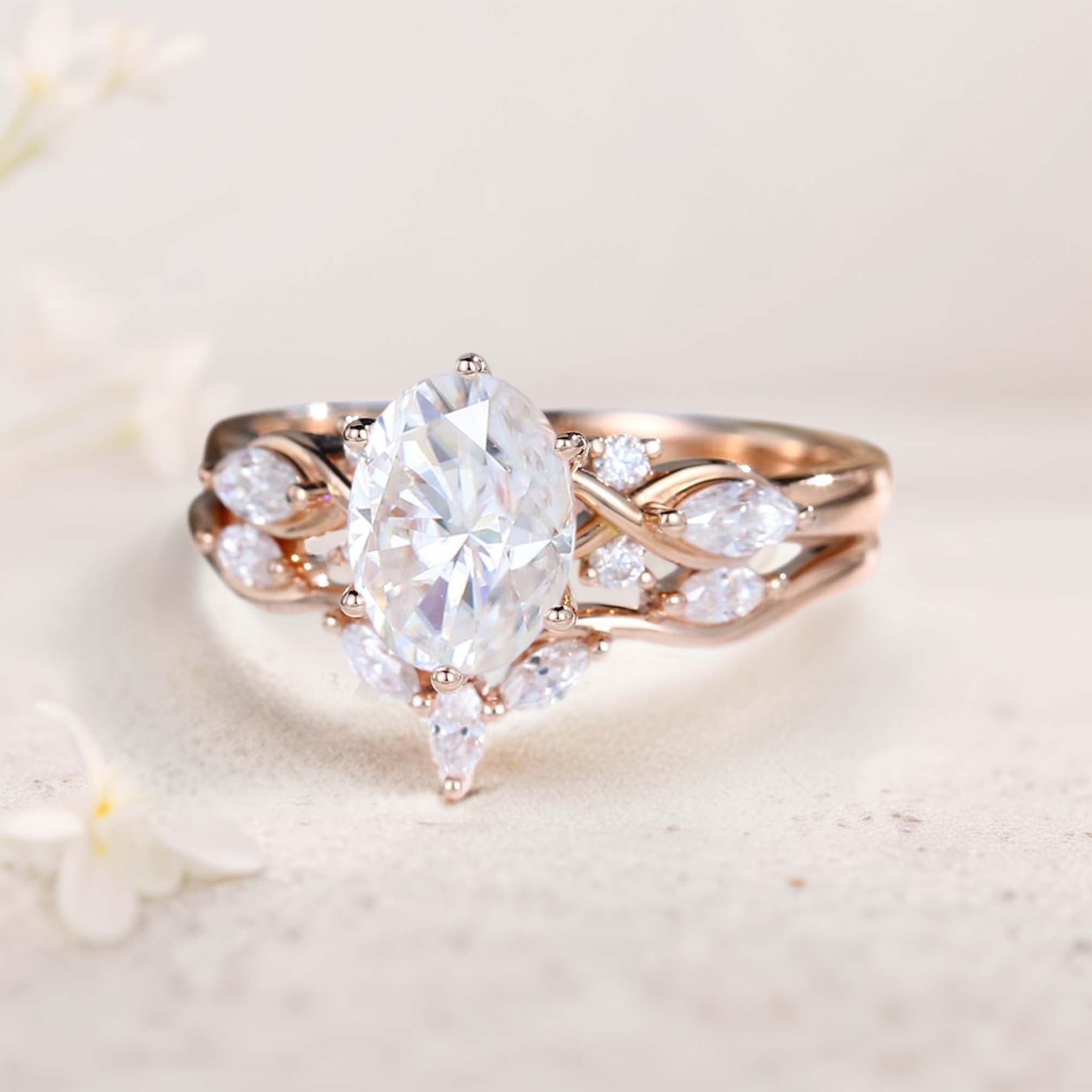 Vintage Oval Moissanite Curved 18K Rose Gold Wedding Ring Set Bridal Ring Set