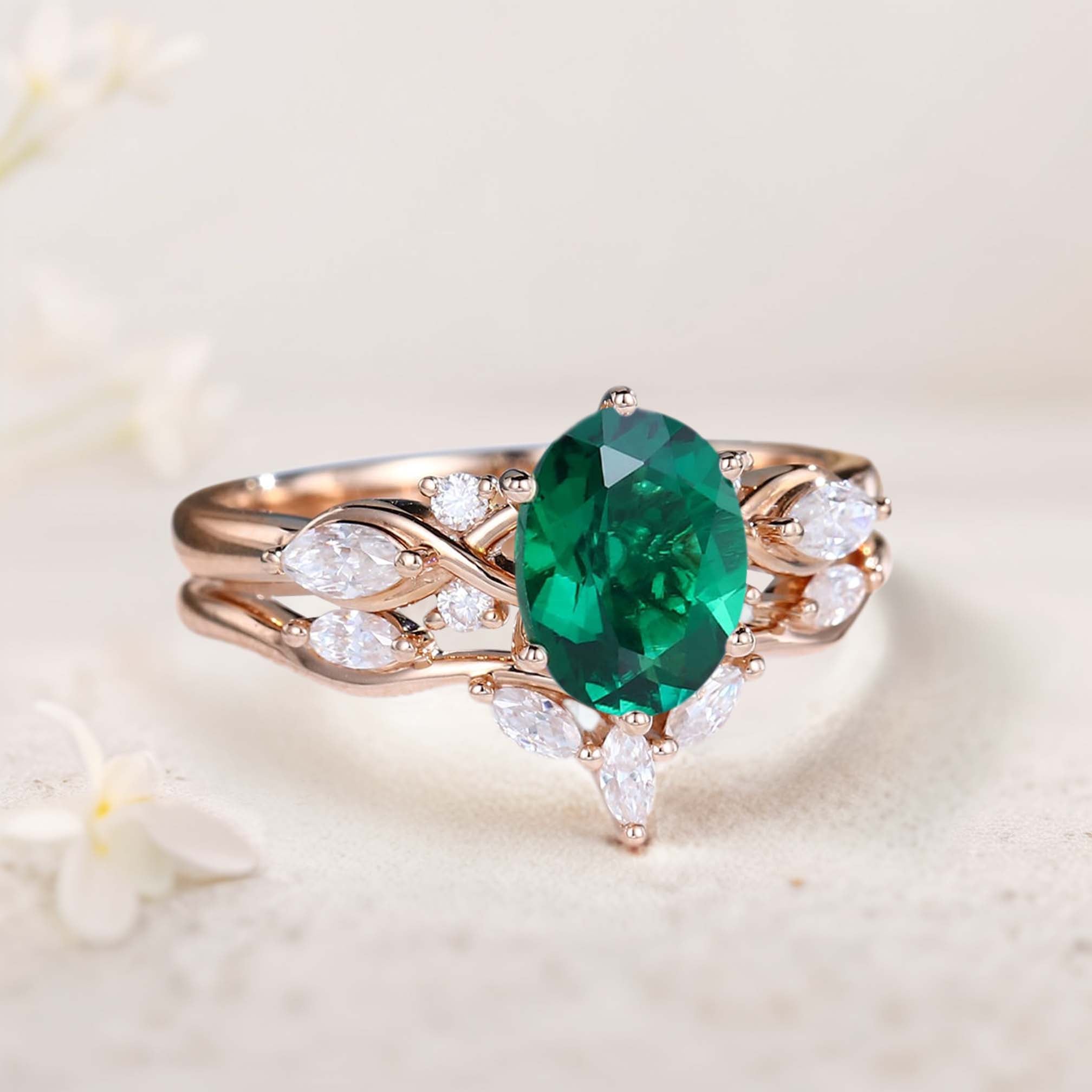 Vintage Oval Lab Emerald and Moissanite Curved 18K Yellow Gold Wedding Ring Set Bridal Ring Set