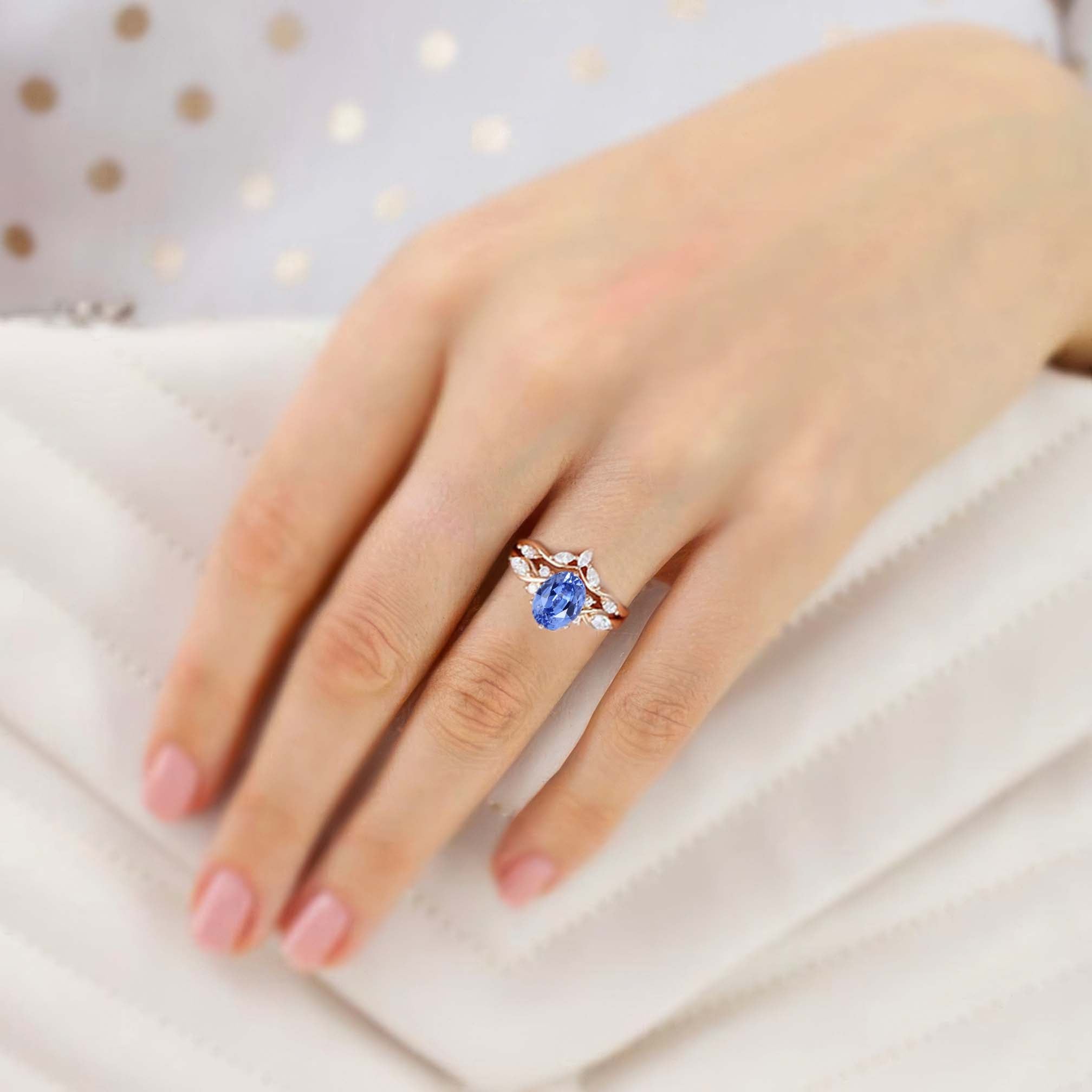 Vintage Oval Lab Sapphire and Moissanite Curved 18K Rose Gold Wedding Ring Set Bridal Ring Set