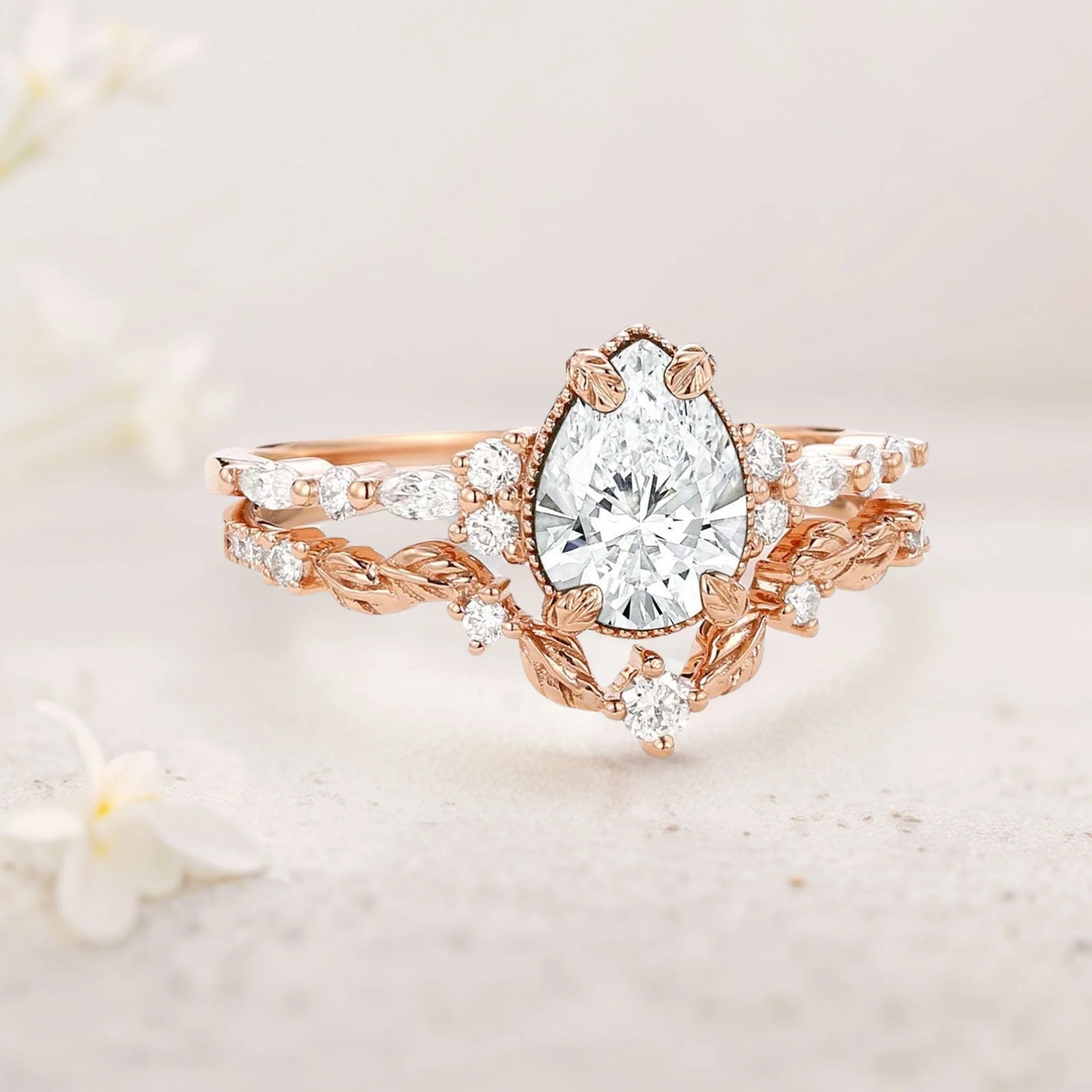 Vintage floral engagement rings Pear Moissanite Leafy Ring Set - Oore Jewelry