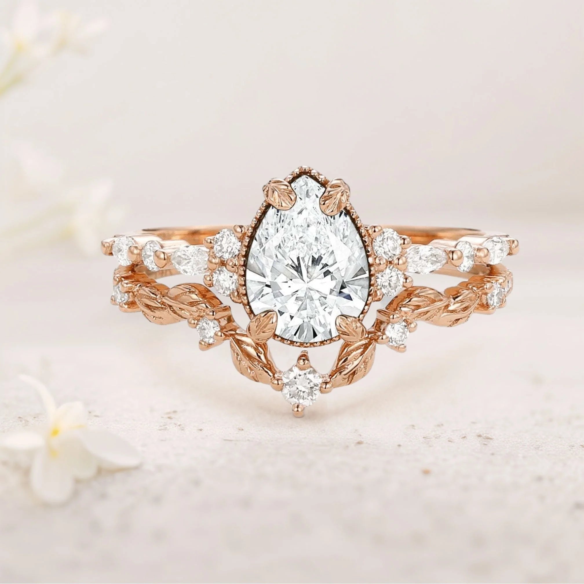 Vintage floral engagement rings Pear Moissanite Leafy Ring Set - Oore Jewelry