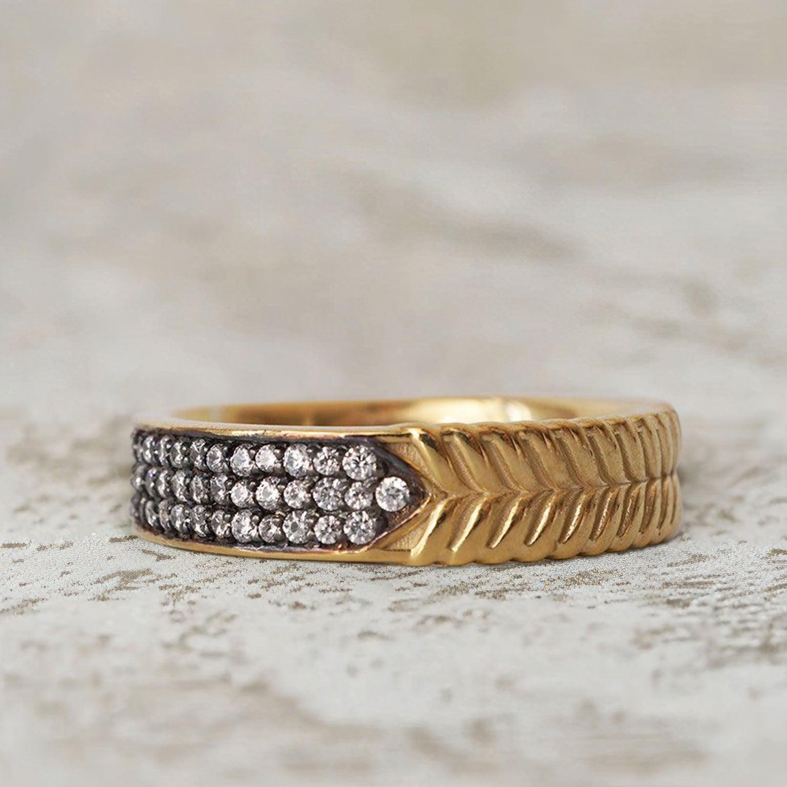 Unique Gothic Spiral Round Black Moissanite Ring Band For Men - Oore Jewelry