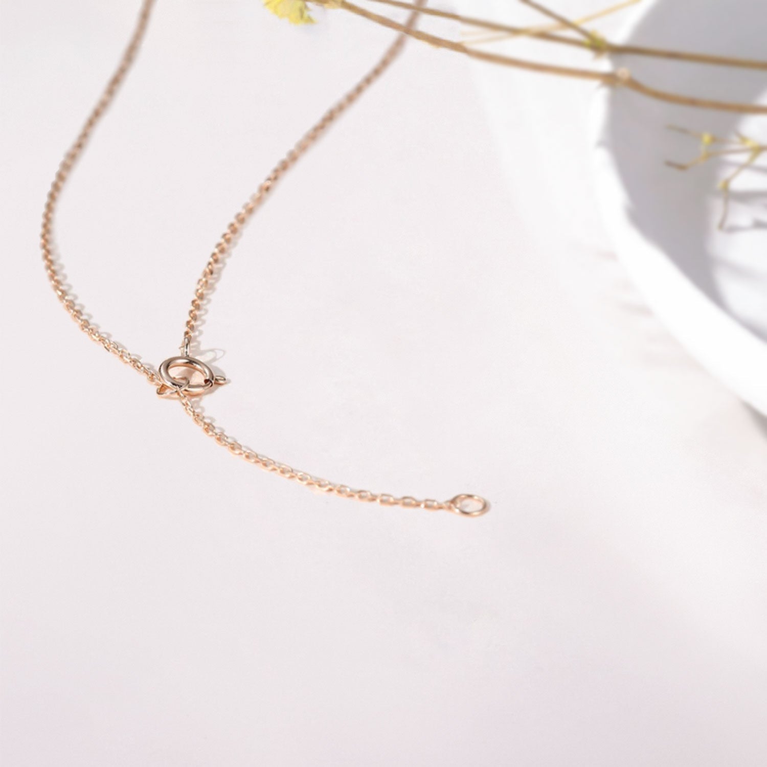 Vintage Round Moissanite Pendant Necklace With Cable Chain - Oore Jewelry