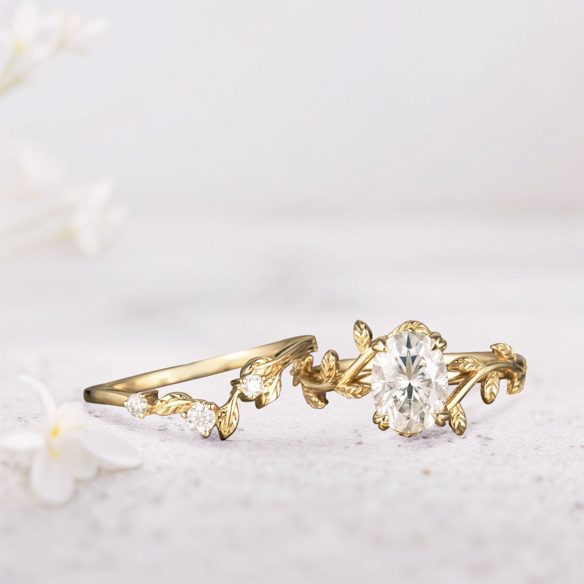 Unique Oval Moissanite Wedding Ring Set With Leaf Band - Oore Jewelry