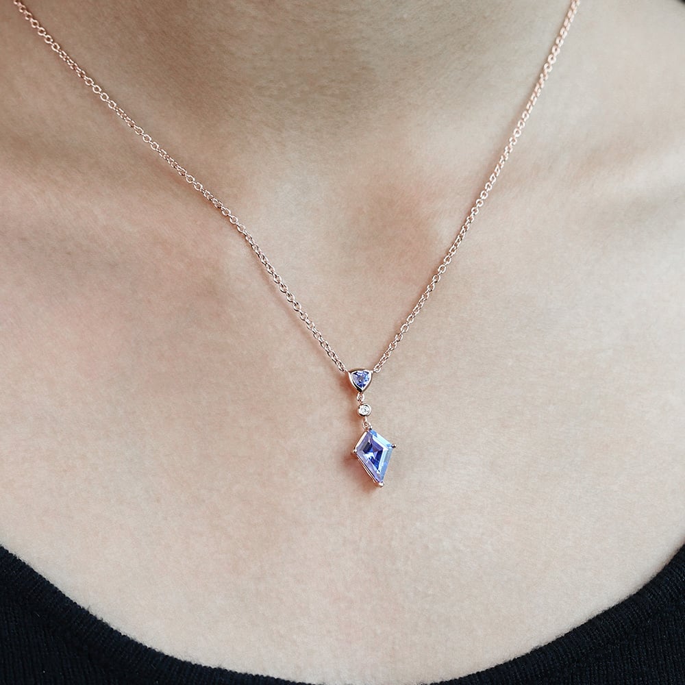 Vintage Kite Cut Cornflower Lab Sapphire Pendant Necklace - Oore Jewelry
