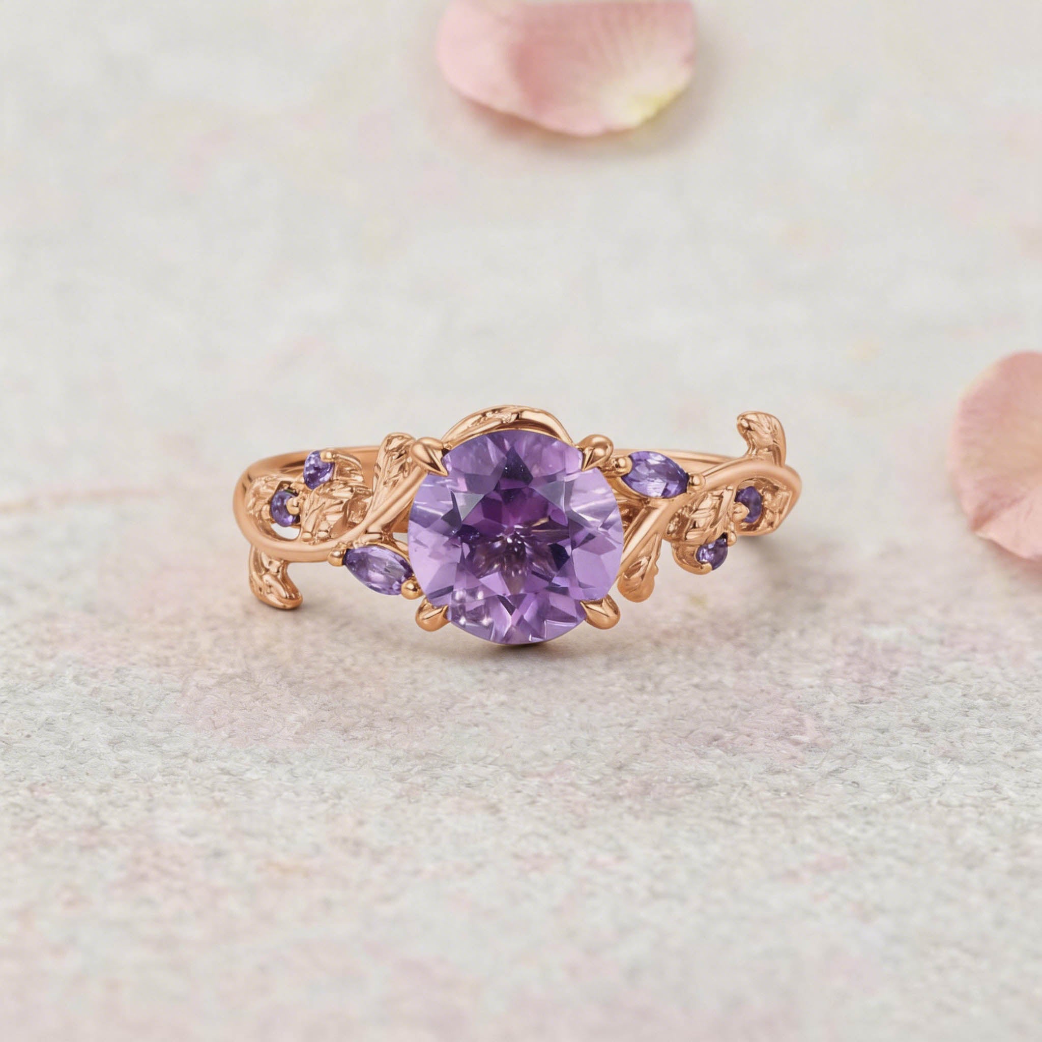 Vintage Nature-Inspired Round Amethyst 14K Yellow Gold Engagement Ring