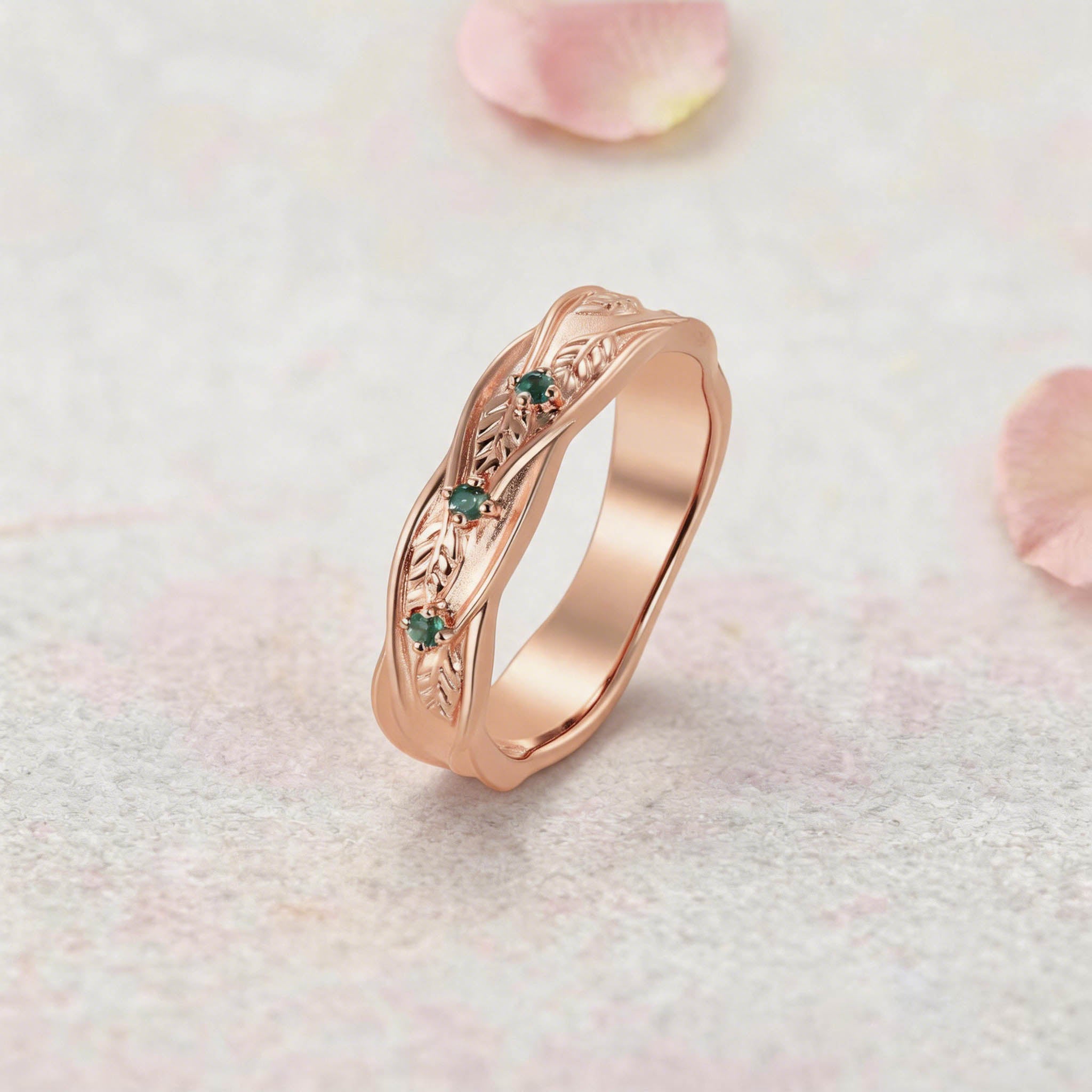 Vintage Leaf Vine Wavy Wide Sapphire 14K Yellow Gold Wedding Band
