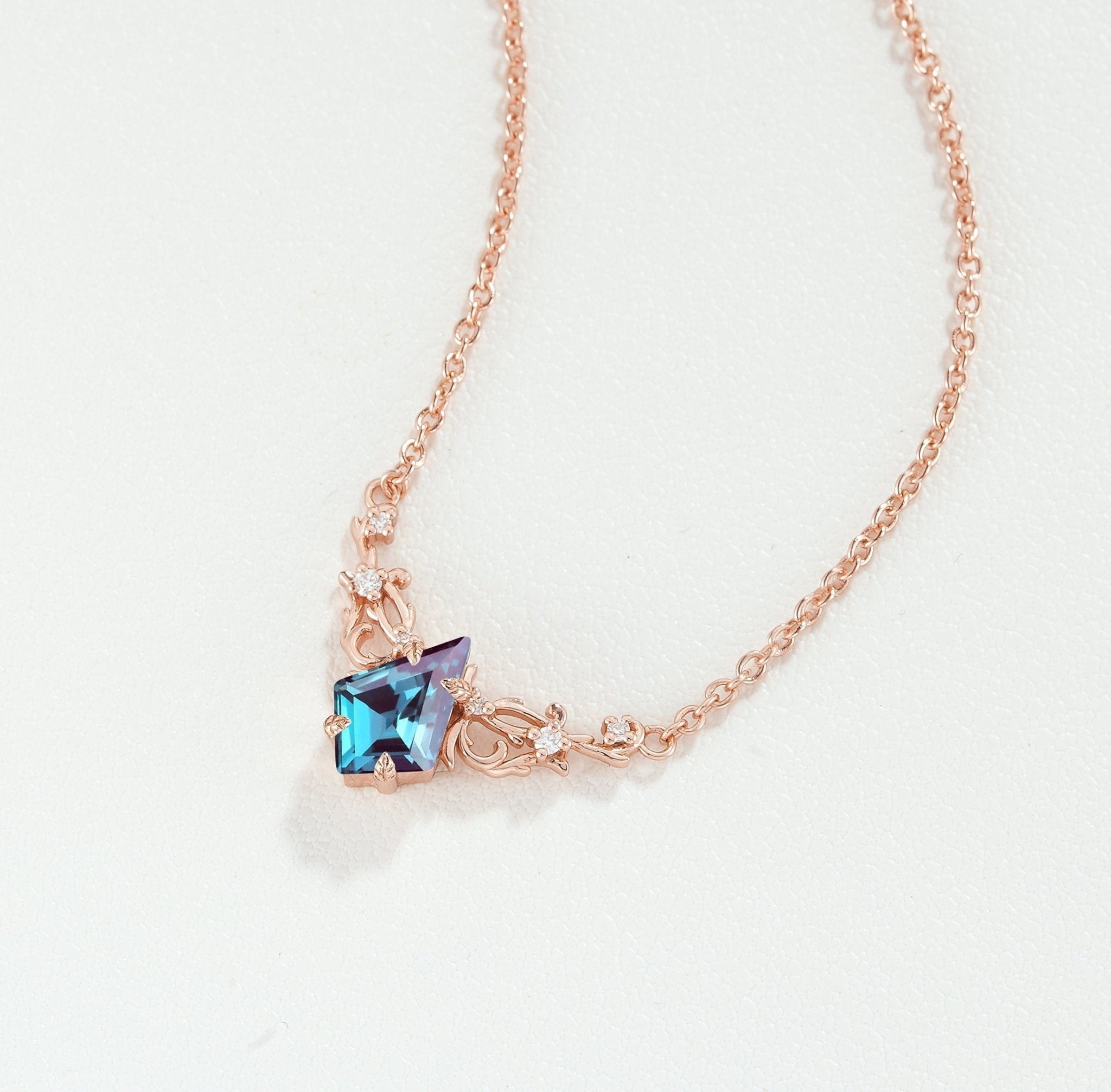 Unique Kite Cut Alexandrite Necklace - Oore Jewelry