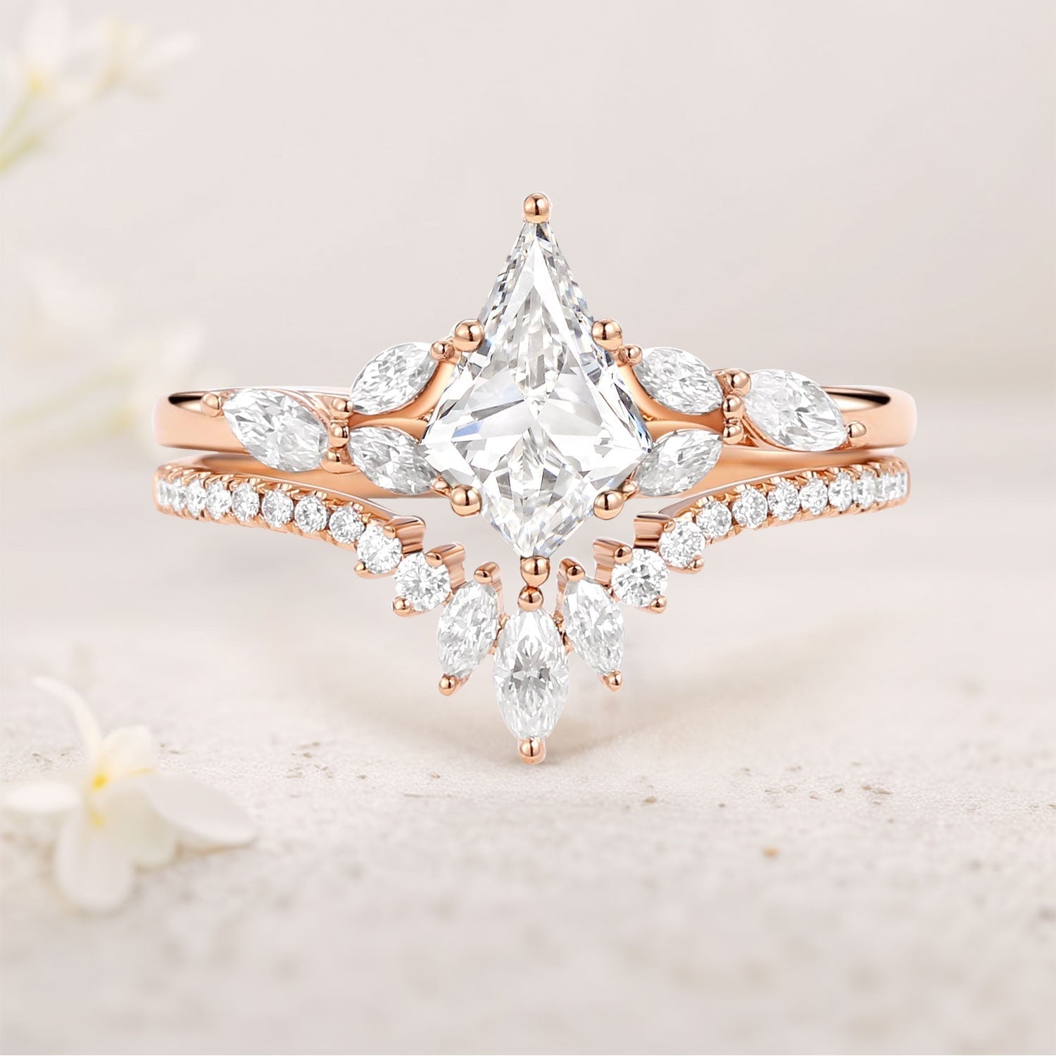 Unique Kite Moissanite 18K Yellow Gold Engagement Ring Set