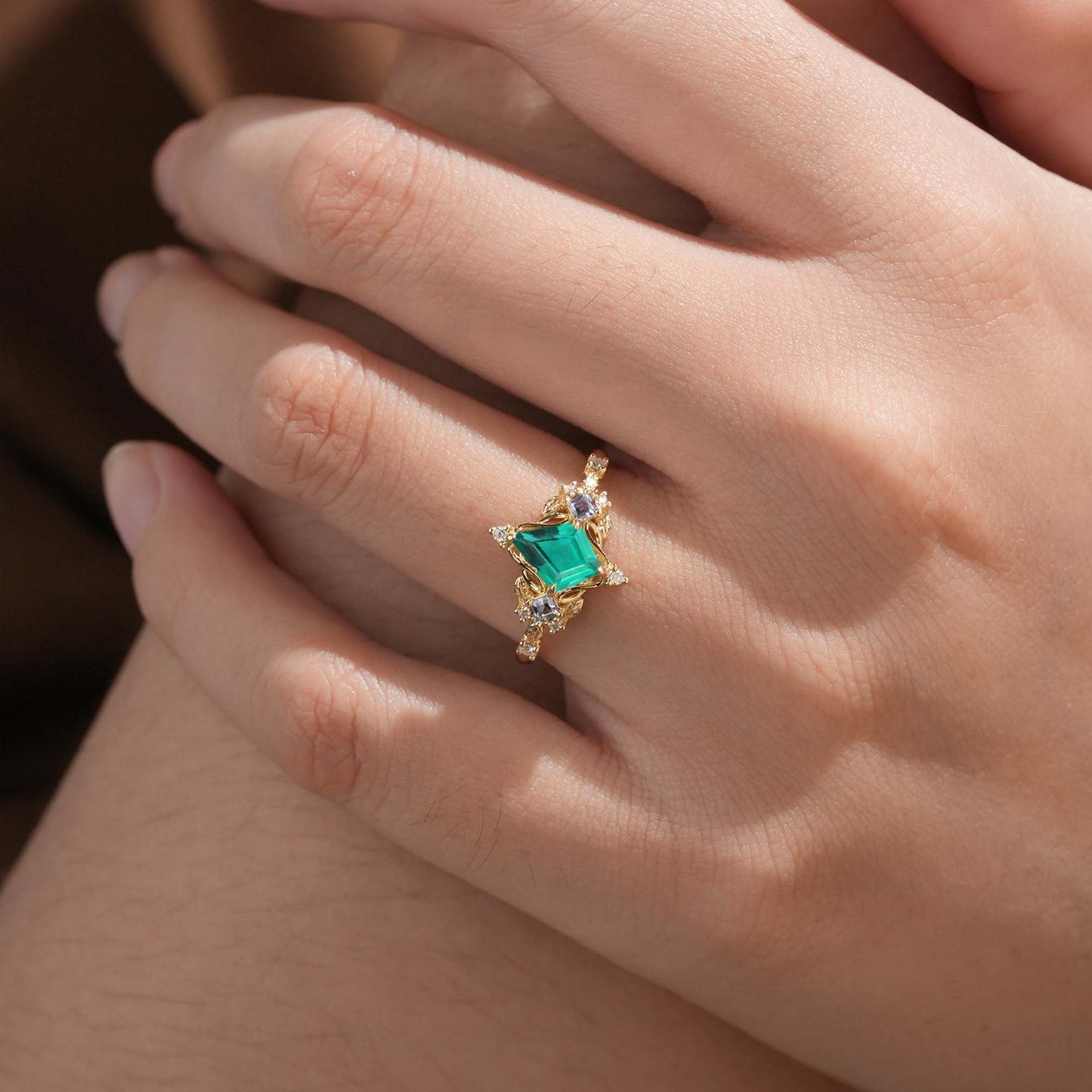 Unique Kite Three Stone Lab Emerald18K Yellow Gold Leaf Ring