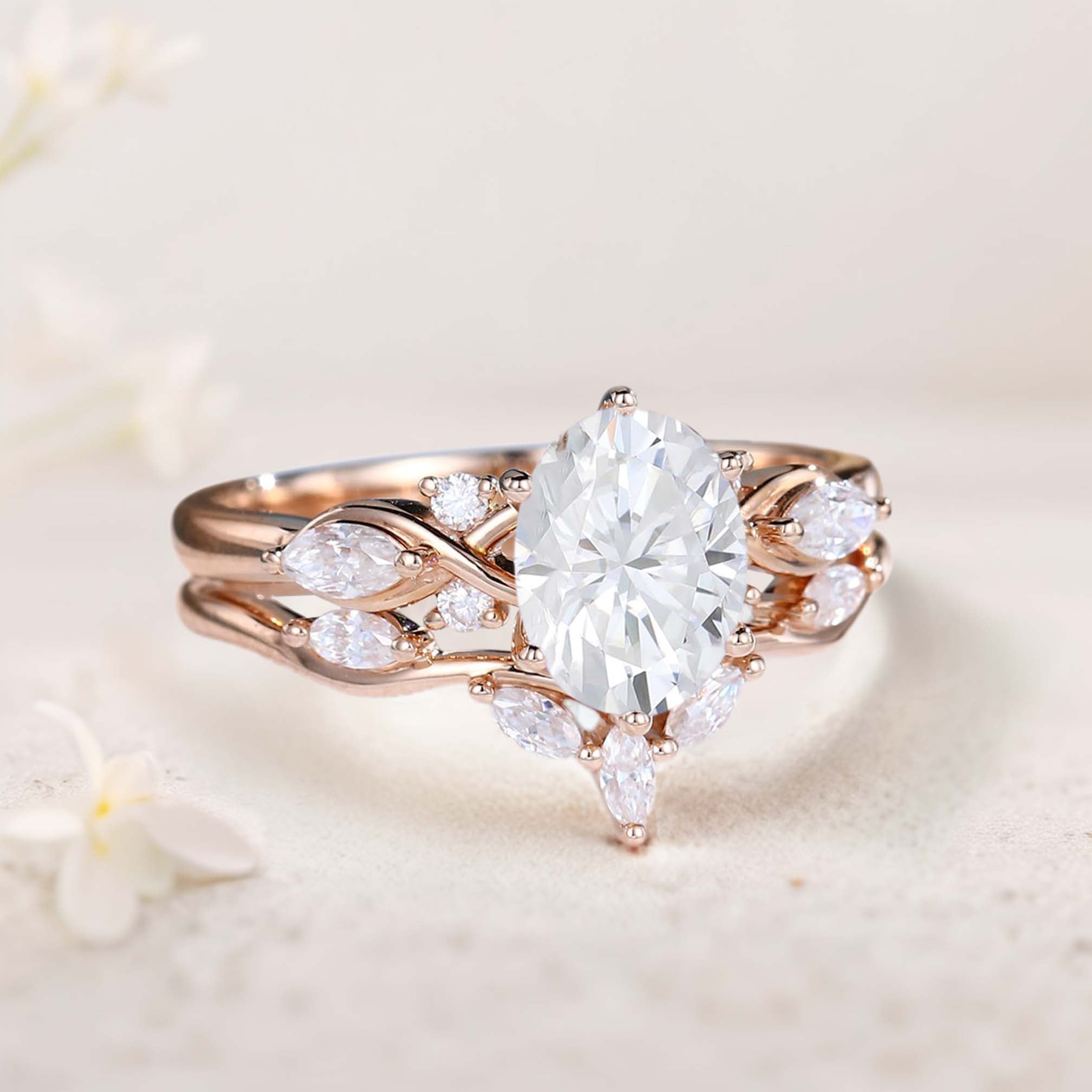 Vintage Oval Moissanite Curved 18K Rose Gold Wedding Ring Set Bridal Ring Set