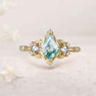 Unique Kite Three Stone Moss Agate 18K Yellow Gold Leaf Ring