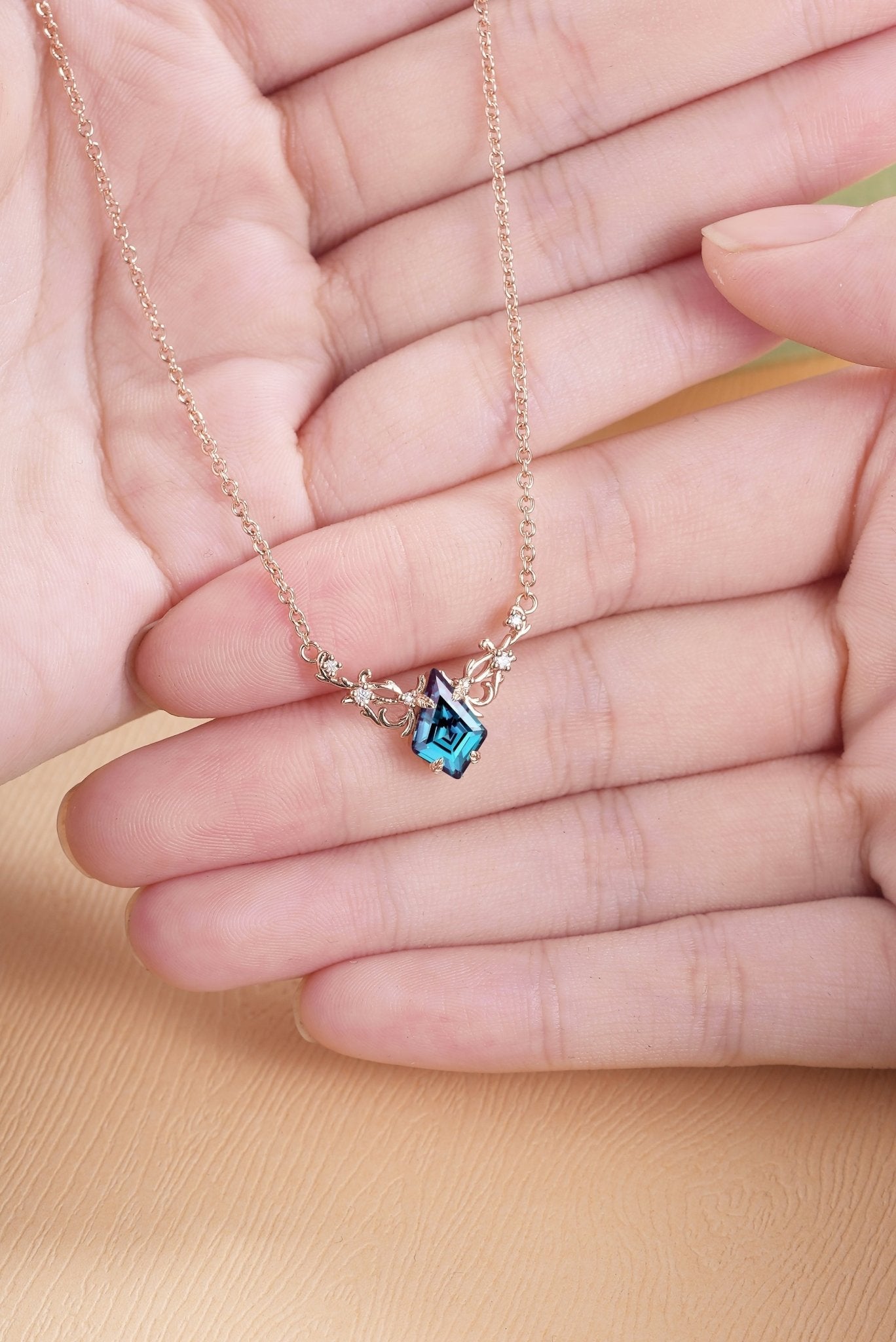 Unique Kite Cut Alexandrite Necklace - Oore Jewelry