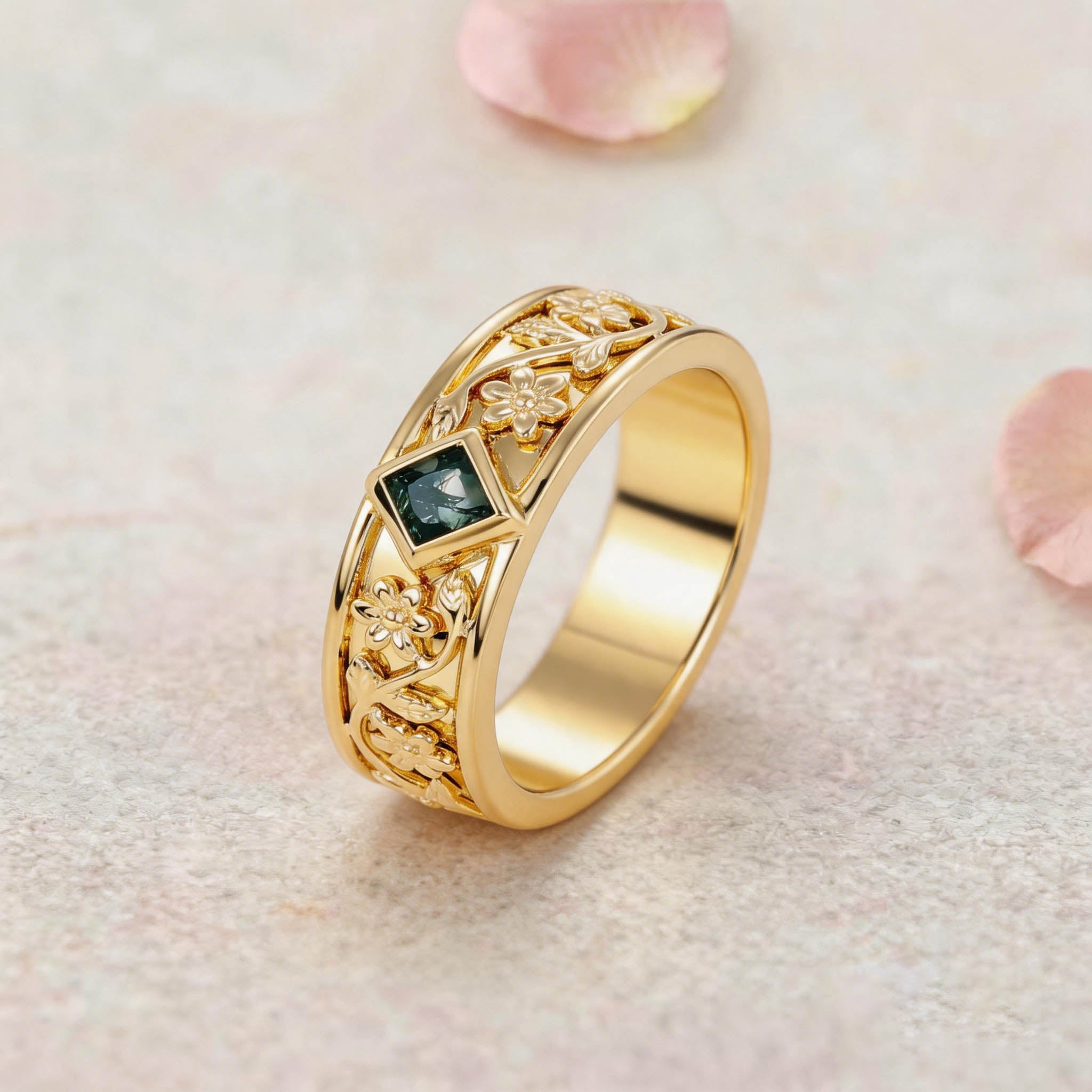 Vintage Floral Relief Princess Cut Moss Agate 14K Yellow Gold Wedding Band